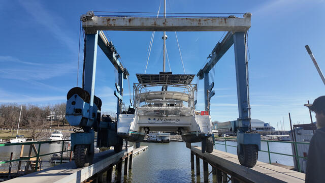 Splashing the boat at Green Turtle Bay, Lake Barkley, KY - March 2025